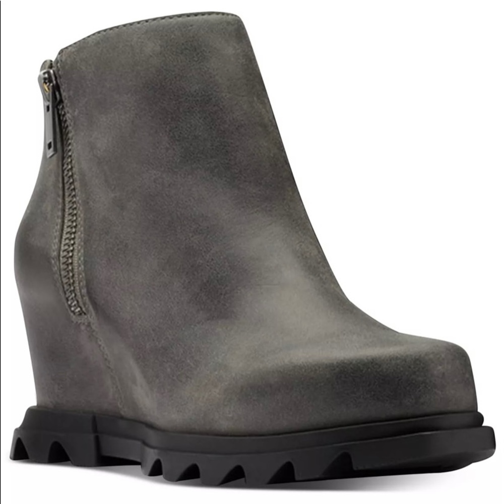 Sorel Joan of Arc Wedge III Lug Sole Zip Booties